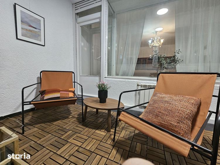 Apartament cu 4 camere semidecomandat în Dorobanți