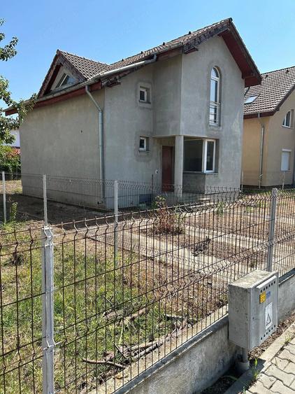 Casă cu Teren 374 Mp în Băneasa