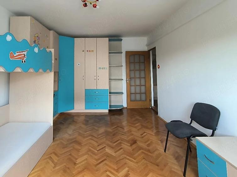 Proprietar | 56 mp | 2 camere + living | Cartierul Soarelui | Etaj 3 | 2 balcoane - 3