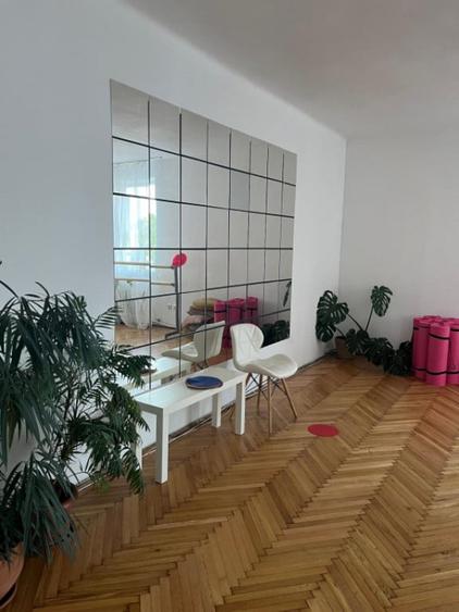 Apartament cu 3 camere decomandat în Andrei Mureșanu