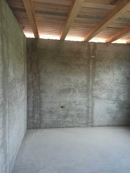 Casă cu 3 camere în Exterior Vest