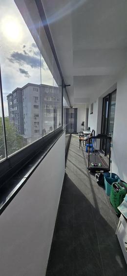 Apartament cu 4 camere decomandat în Vest
