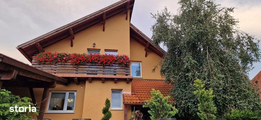 Casă cu 3 camere cu Teren 940 Mp în Central
