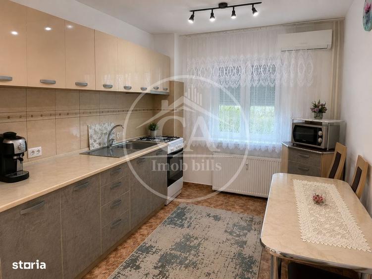 Apartament cu 3 camere decomandat în Rogerius
