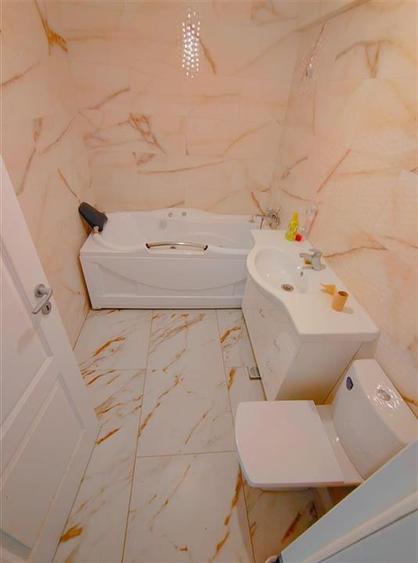 Apartament cu 2 camere decomandat în Tătărași
