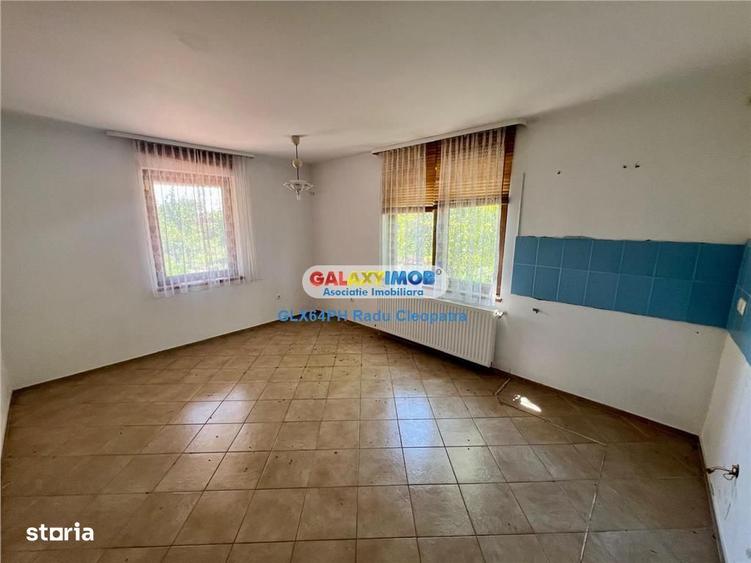 Casă cu 4 camere cu Teren 1600 Mp în Strejnicu
