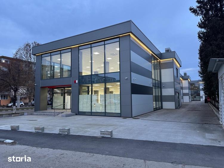 Spațiu comercial, de 3,600 mp, în Ultracentral