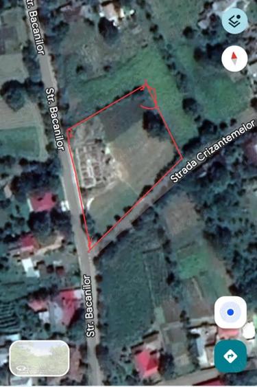 Teren de 3200 mp, în Deleni