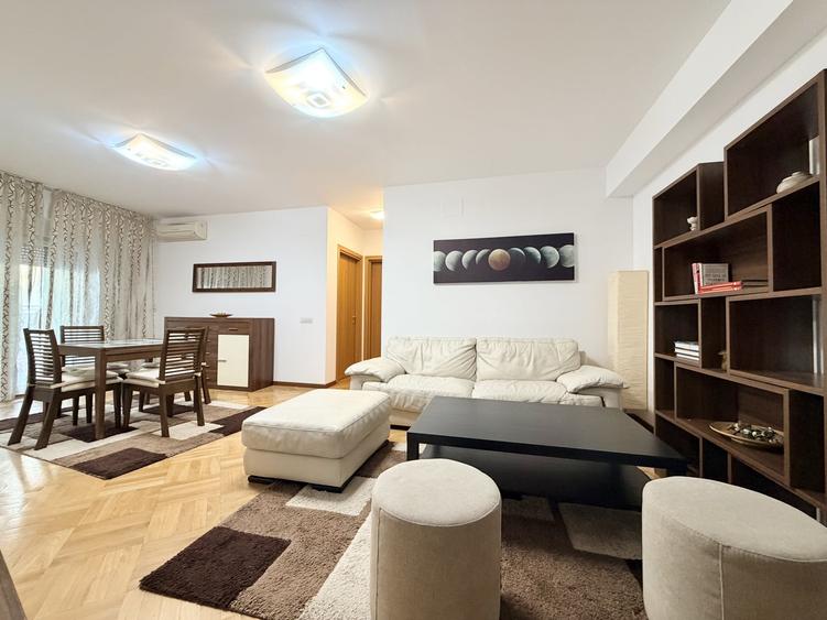 Apartament cu 3 camere semidecomandat, mobilat în Herăstrău