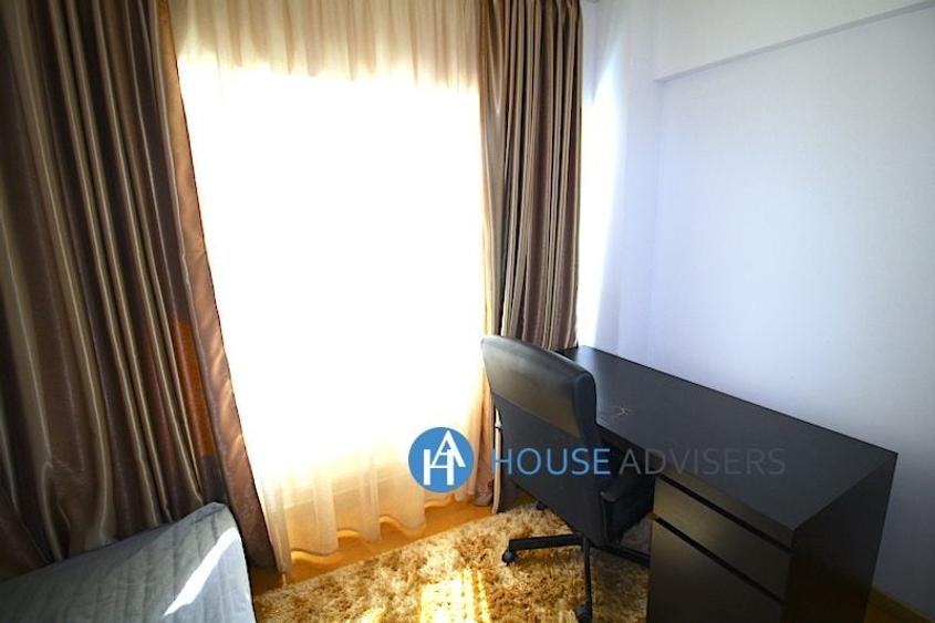 Apartament cu 3 camere, mobilat în Universitate