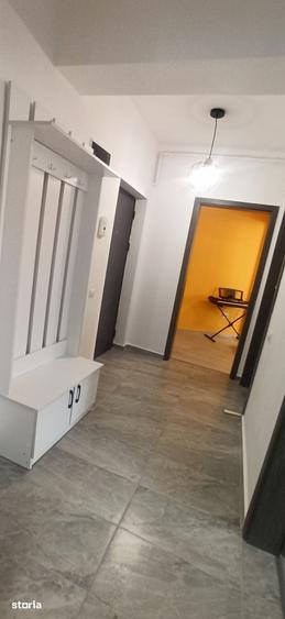 Apartament cu 2 camere decomandat în Militari