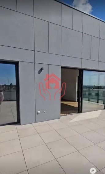Apartament cu 4 camere decomandat, mobilat în Băneasa