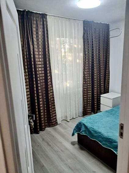 Apartament cu 2 camere semidecomandat în Berceni