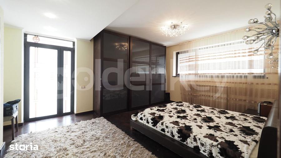Casă cu 5 camere cu Teren 840 Mp în Central