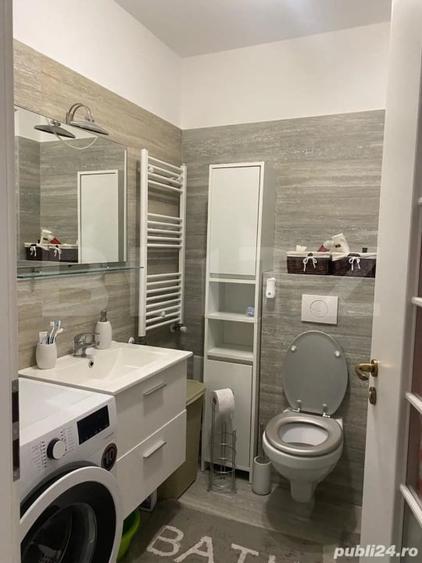 Apartament cu 3 camere decomandat, mobilat în Valea Adâncă