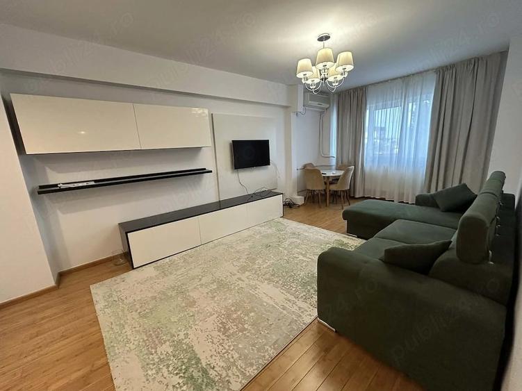 Apartament cu 3 camere decomandat în Dorobanți