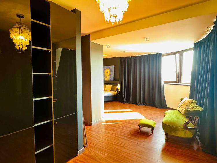 Apartament cu 3 camere decomandat în Dorobanților