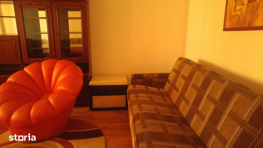 Apartament cu 3 camere decomandat în Unirii Sud