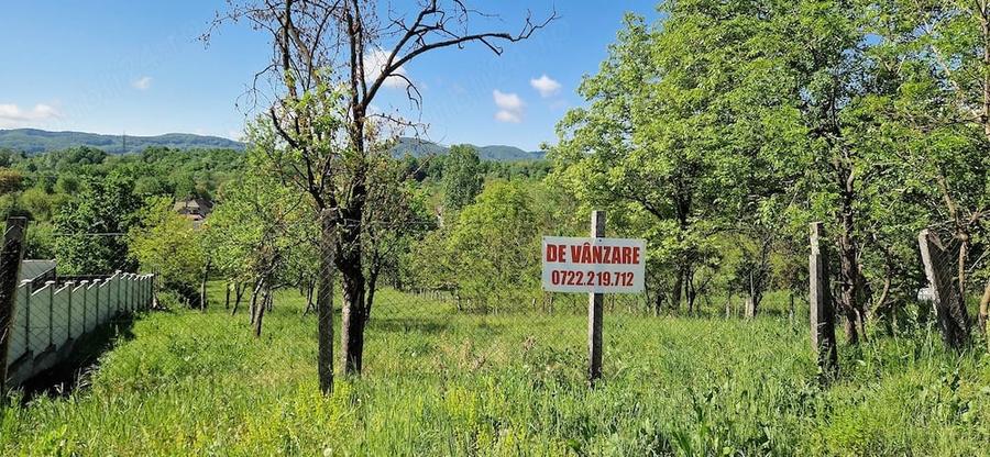 Teren de 2486 mp, în Central