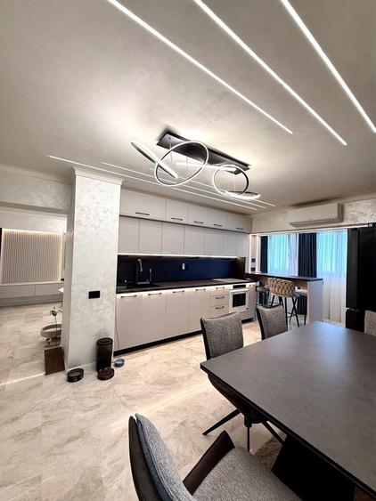 Apartament cu 2 camere semidecomandat în Poarta 6