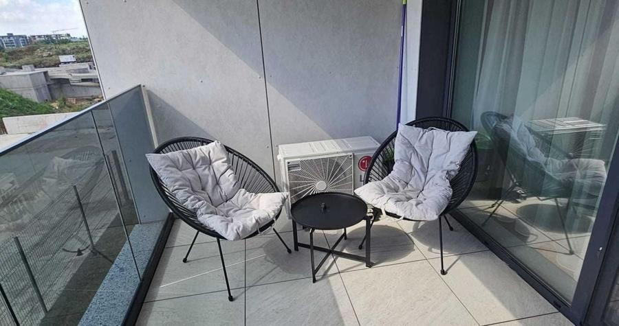 Apartament cu 2 camere semidecomandat, mobilat în Pipera