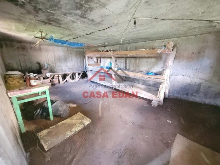 Casa si hala in Baicoi--68.500e - 10