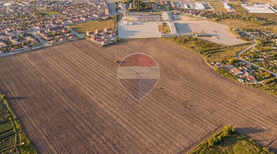 Teren Construcții intravilan de 4350 mp, în Sud-Vest