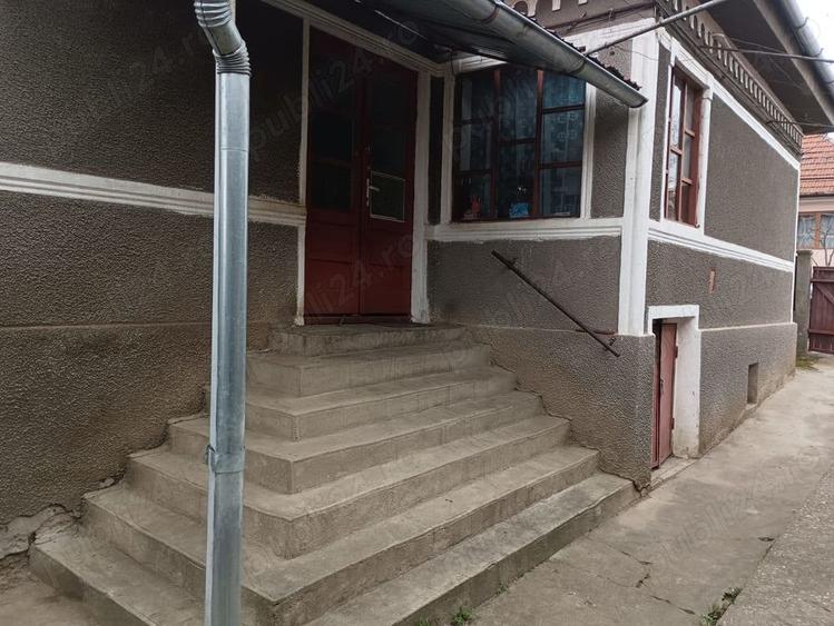 Casă cu 3 camere cu Teren 477 Mp în Blaj