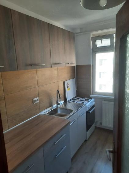Apartament cu 2 camere decomandat în Exterior Vest