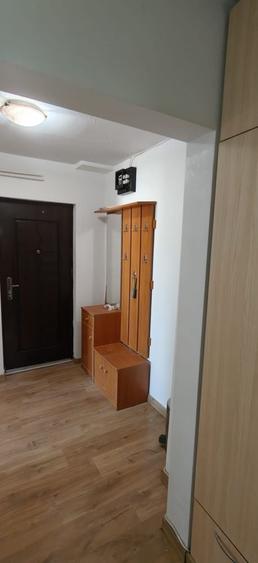 Apartament cu 2 camere decomandat în Nicolina