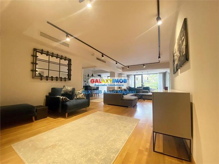 Apartament cu 5 camere semidecomandat în Herăstrău