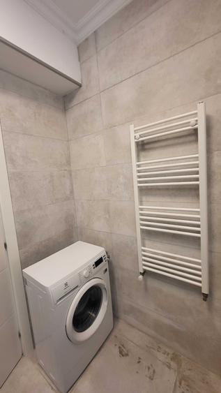 Apartament cu 2 camere decomandat în Palazu Mare