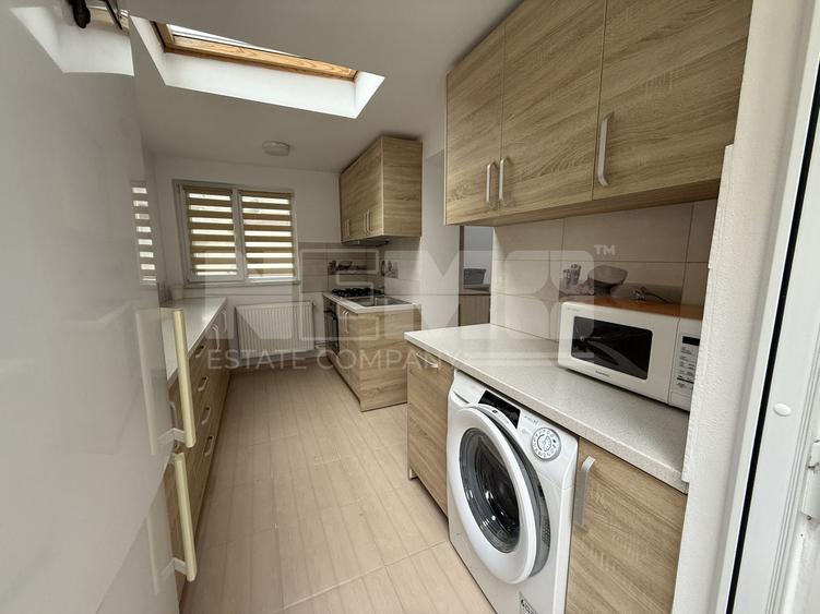 Apartament cu 2 camere semidecomandat, mobilat în Central