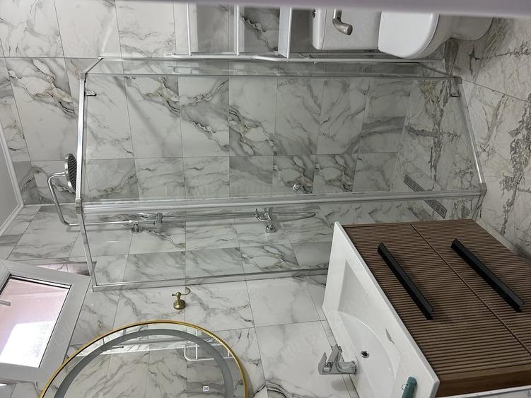 Casă cu Teren 1200 Mp în Central