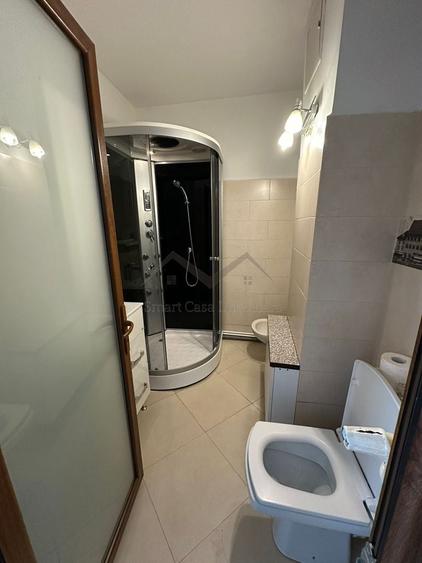 Garsonieră decomandată în Podu Roș