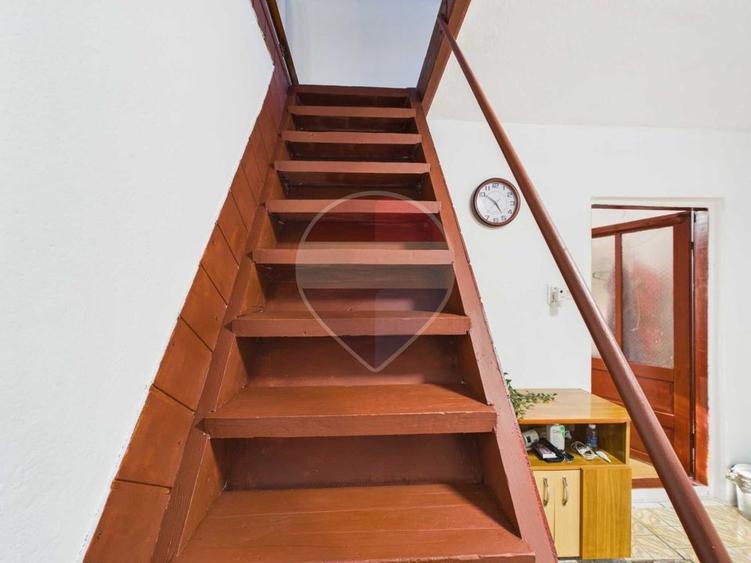 Casă individuală cu 3 camere cu Teren 1270 Mp în Cozieni