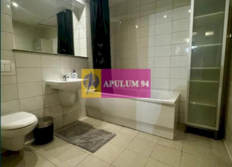 Apartament cu 3 camere decomandat în Baba Novac
