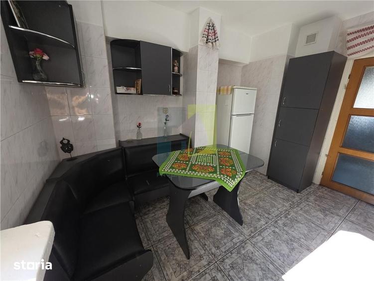 Apartament cu 3 camere decomandat în Ultracentral