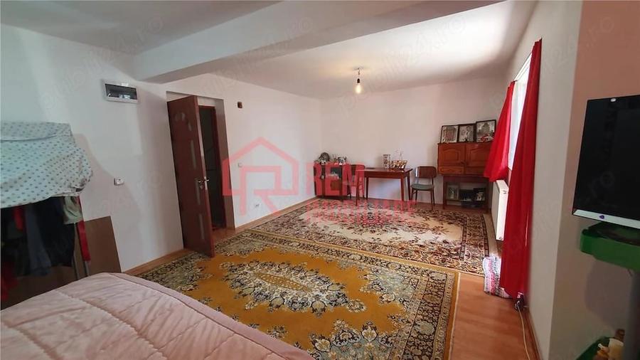 Casă cu 2 camere cu Teren 160 Mp în Doamna Ghica