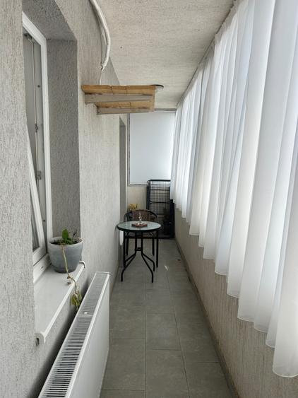 Apartament cu 2 camere decomandat în Berceni