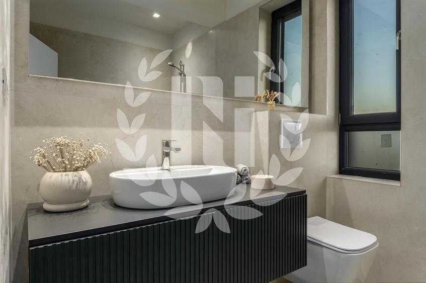 Duplex cu 4 camere cu Canalizare în Balotești
