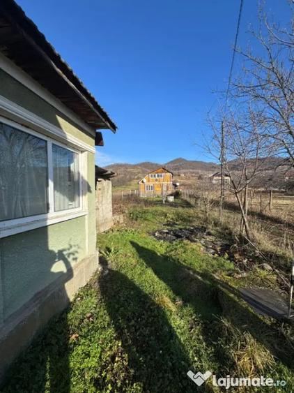 Casă cu 1 camere cu Teren 420 Mp în Tăuții de Sus