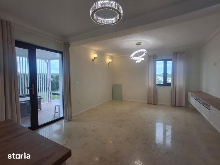 Casă cu 5 camere cu Teren 480 Mp în Bucium