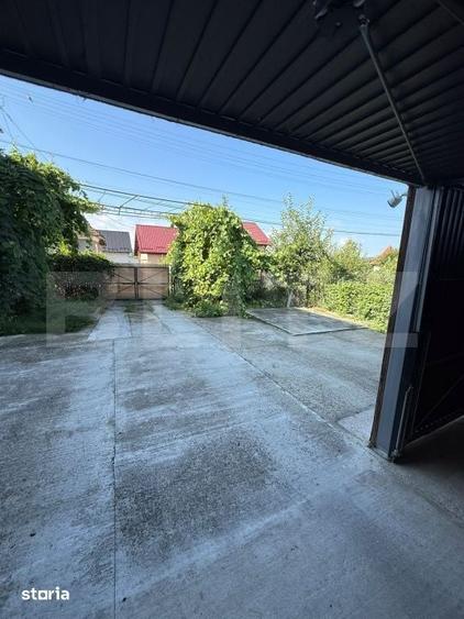 Casă cu 10 camere cu Teren 2714 Mp în Glod