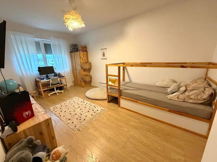 Casă cu 4 camere cu Teren 250 Mp în Giroc