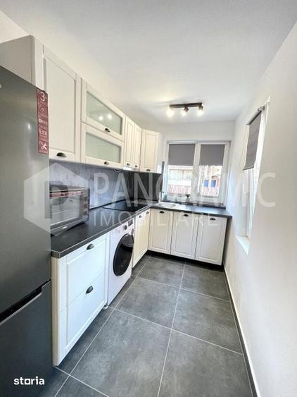 APARTAMENT CU 2 CAMERE, ZONA PIATA 1 MAI - 4