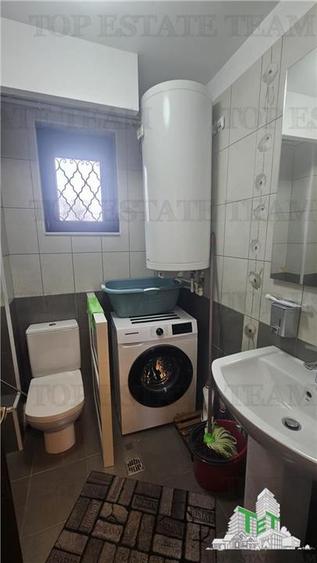 Casă individuală cu 6 camere cu Canalizare în Cornetu