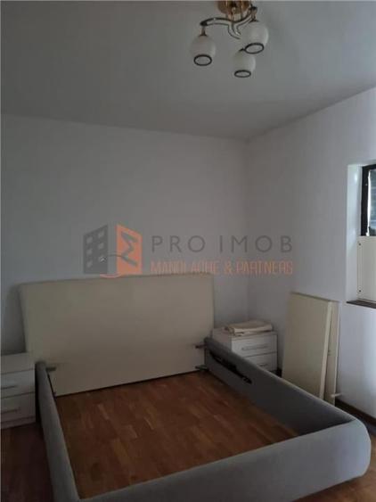 Casă individuală cu 5 camere cu Teren 1700 Mp în Zorești