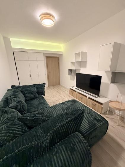 Apartament cu 2 camere decomandat în Politehnica