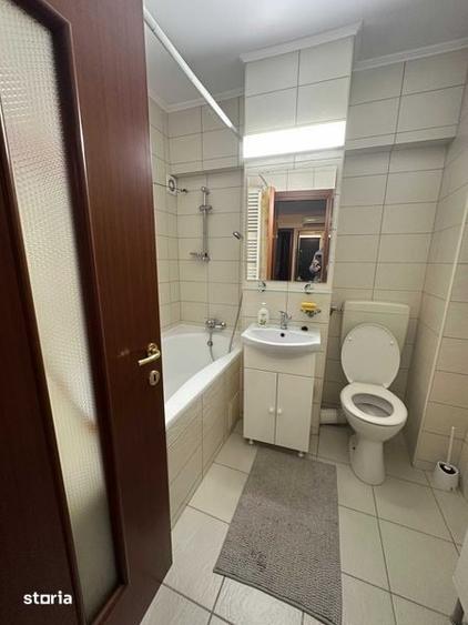 Apartament cu 4 camere în Drumul Taberei